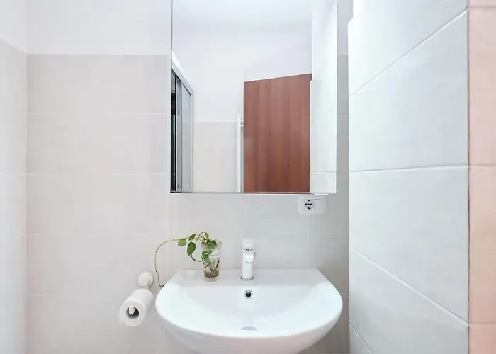 Appartamento Porta Di Roma, Moderno Luminoso Con Wi-fi E Ac