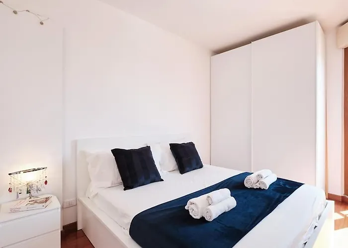 Porta Di Roma, Moderno Luminoso Con Wi-fi E Ac Appartamento *