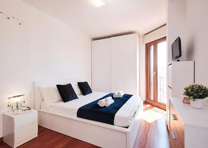 Porta Di Roma, Moderno Luminoso Con Wi-fi E Ac Appartamento *